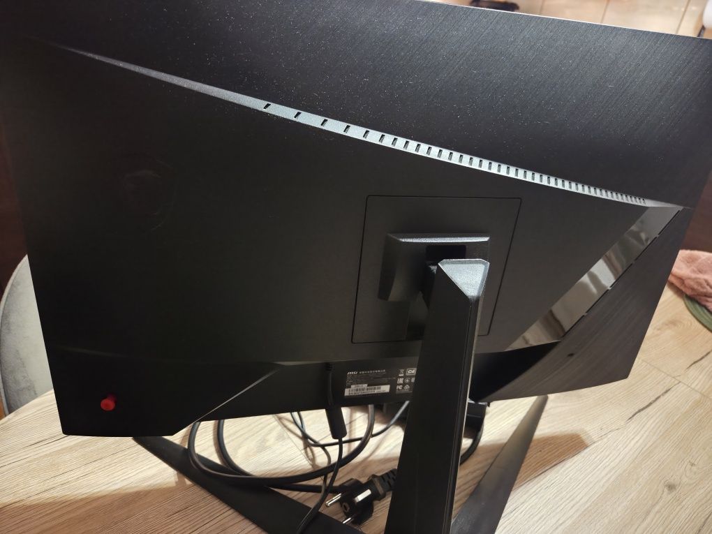 Monitor MSI 24 cale
