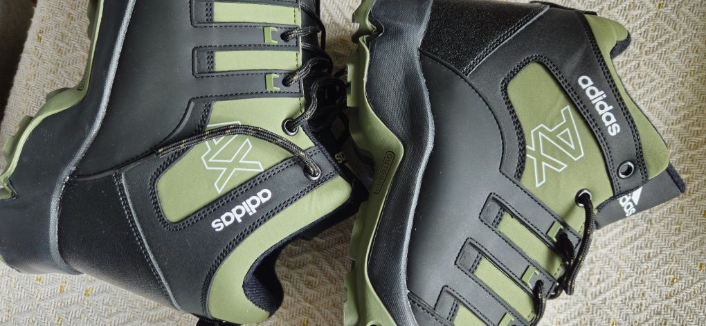 Adidas buty 43 nowe męskie ocieplane zielone super fason futro trapery