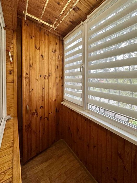 1ком Миколи Закревського 31, Троещина