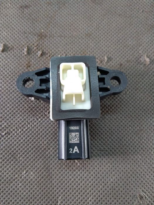 Ford czujnik uderzeniowy drzwi 2015+