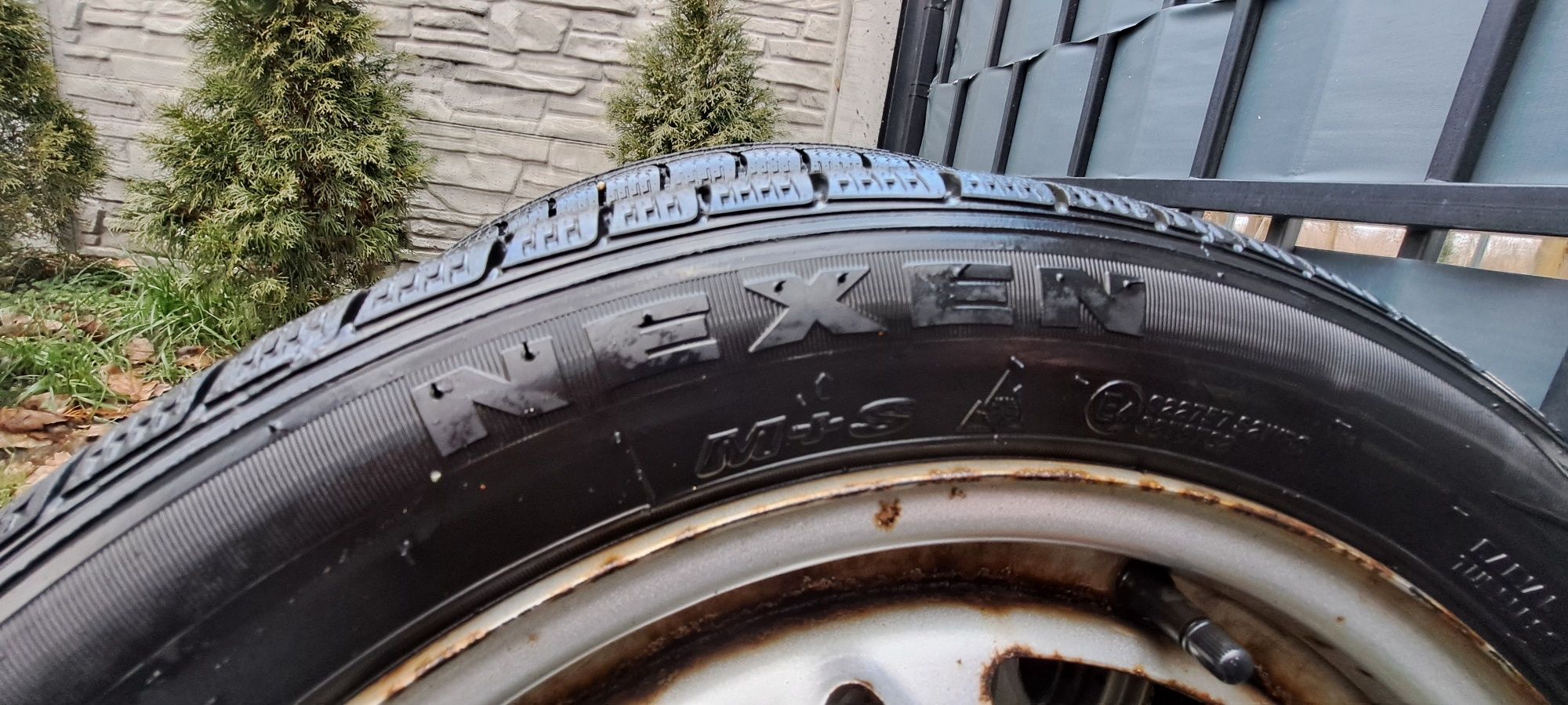 Koła Zimowe Smart 4x100 Nexen 145 65/ 15 2019r Falken 175 55/ 15 2016r