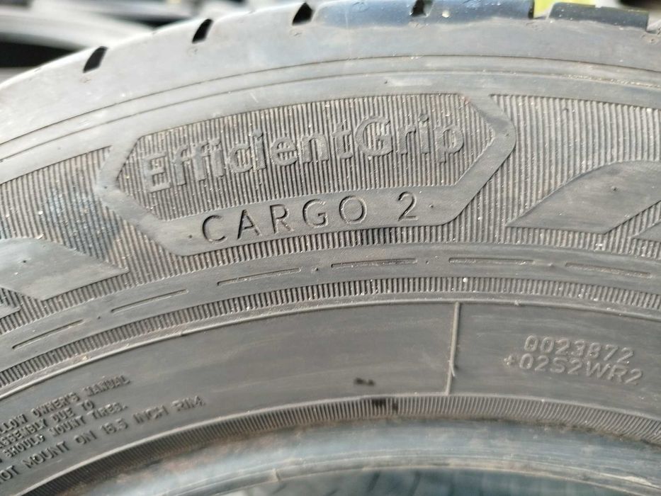 Opona używana 215/65R16C Goodyear EfficientGrip Cargo 2 1szt.