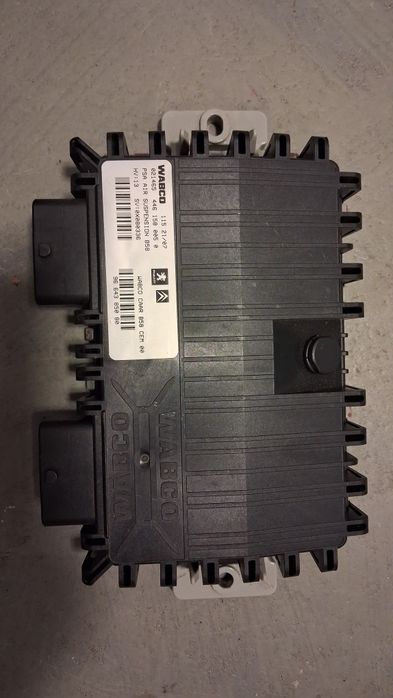 Citroen C4 Picasso moduł zawieszenia pneumatycznego 96.643.850.00