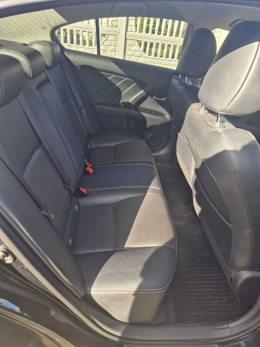 Toyota Avensis 2015r. 2.0 Benzyna. 152Km. Automat