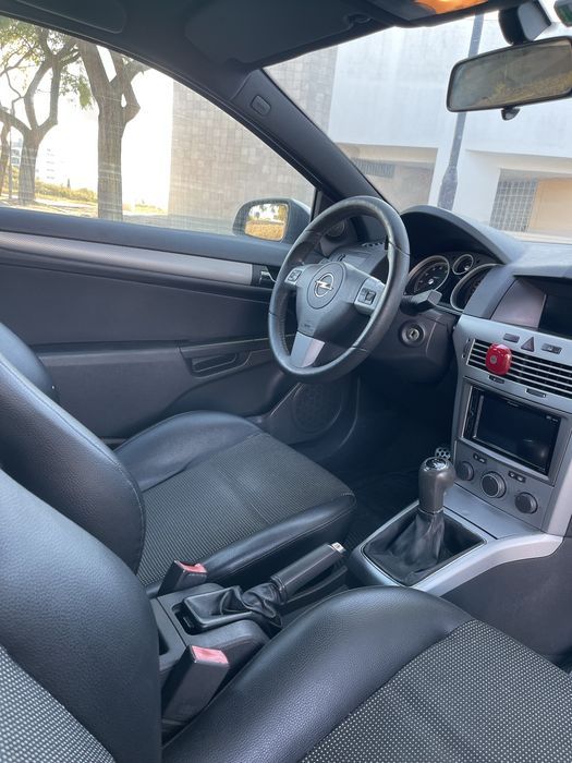 Opel Astra GTC 1.4