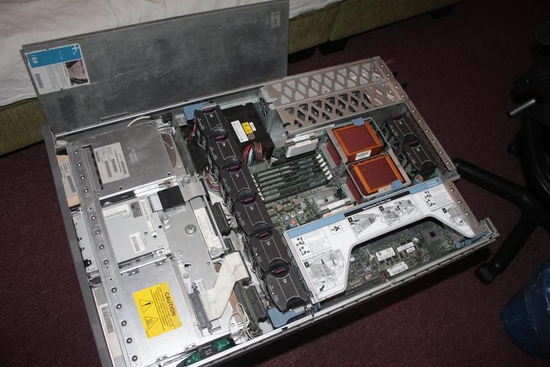 Сервер стоечный HP Proliant DL380