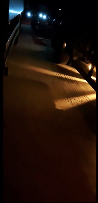 Габаритні ліхтари на вантажівку