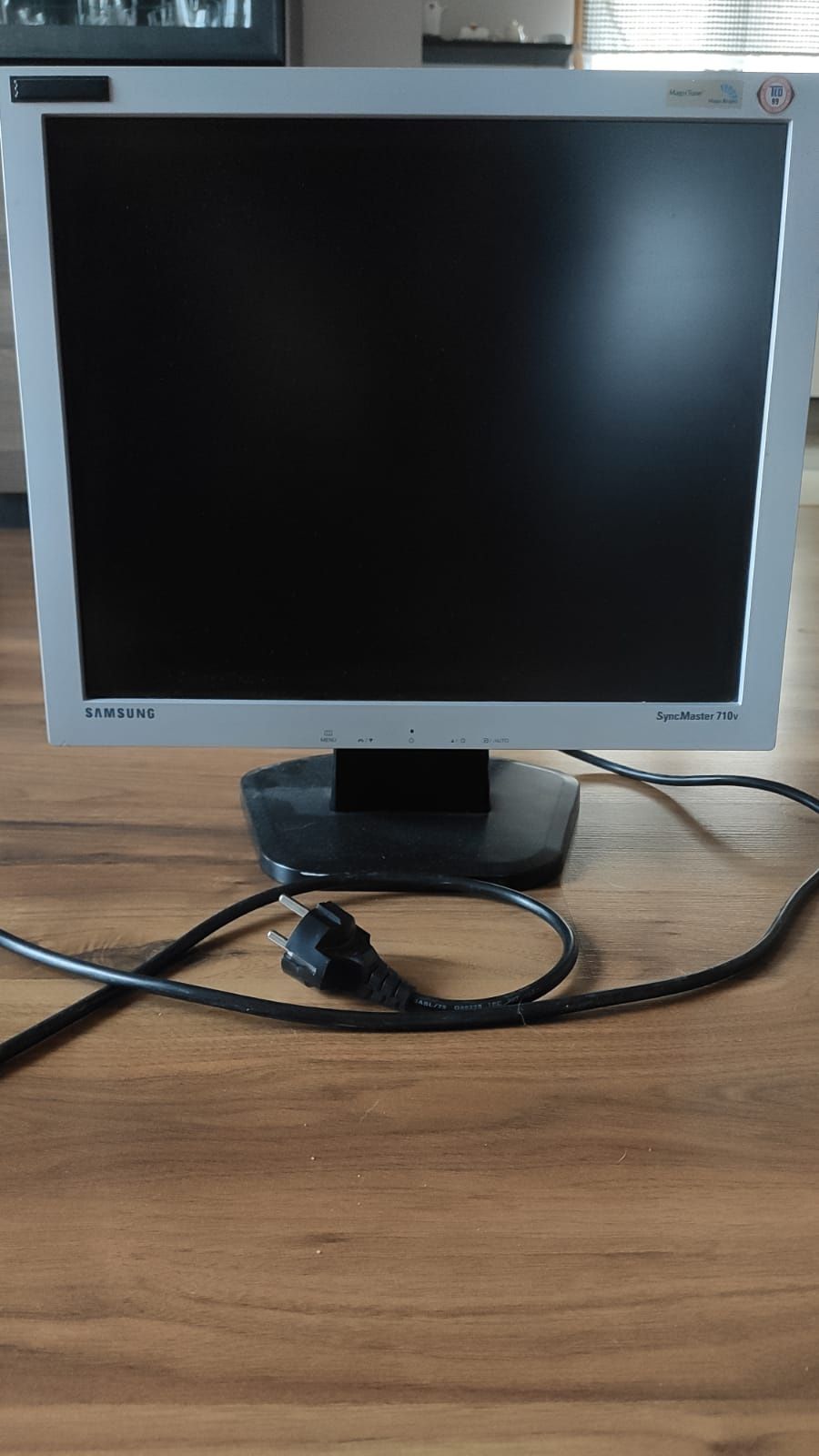 Monitor  Samsung 710V
