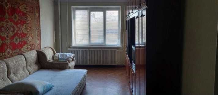 № 12084 - 1 к. квартира, Малікова, 1/9 пов., панель