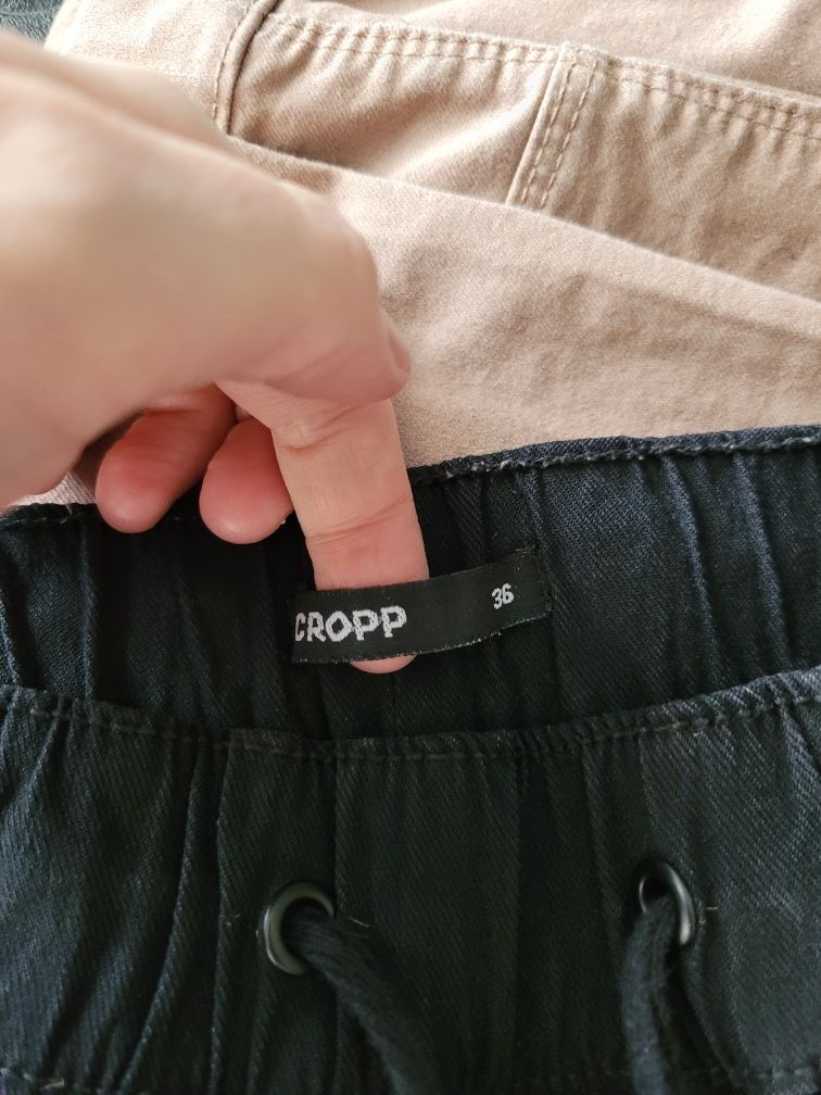 Czarne elastyczne spodnie na gumce wysoki stan rurki Cropp S/M