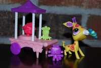 Hasbro Littlest Pet Shop Słodki Festyn A3329 żyrafa stragan cukiernia