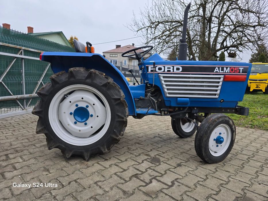 Iseki TU 1700 Yanmar Kubota John Deere Mitsubishi  Traktorek traktor Japoński Import UE Stan Kolekcjonerski Dostawa