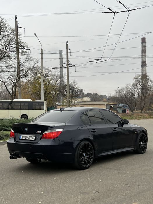 BMW e60, 545i 2003 год