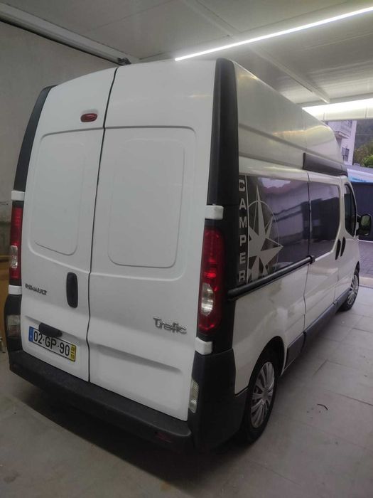 Renault Trafic - Campervan- Especial Dormitório