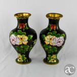 Par de Jarras em Cloisonné, decoradas com flores, circa 1960, N2