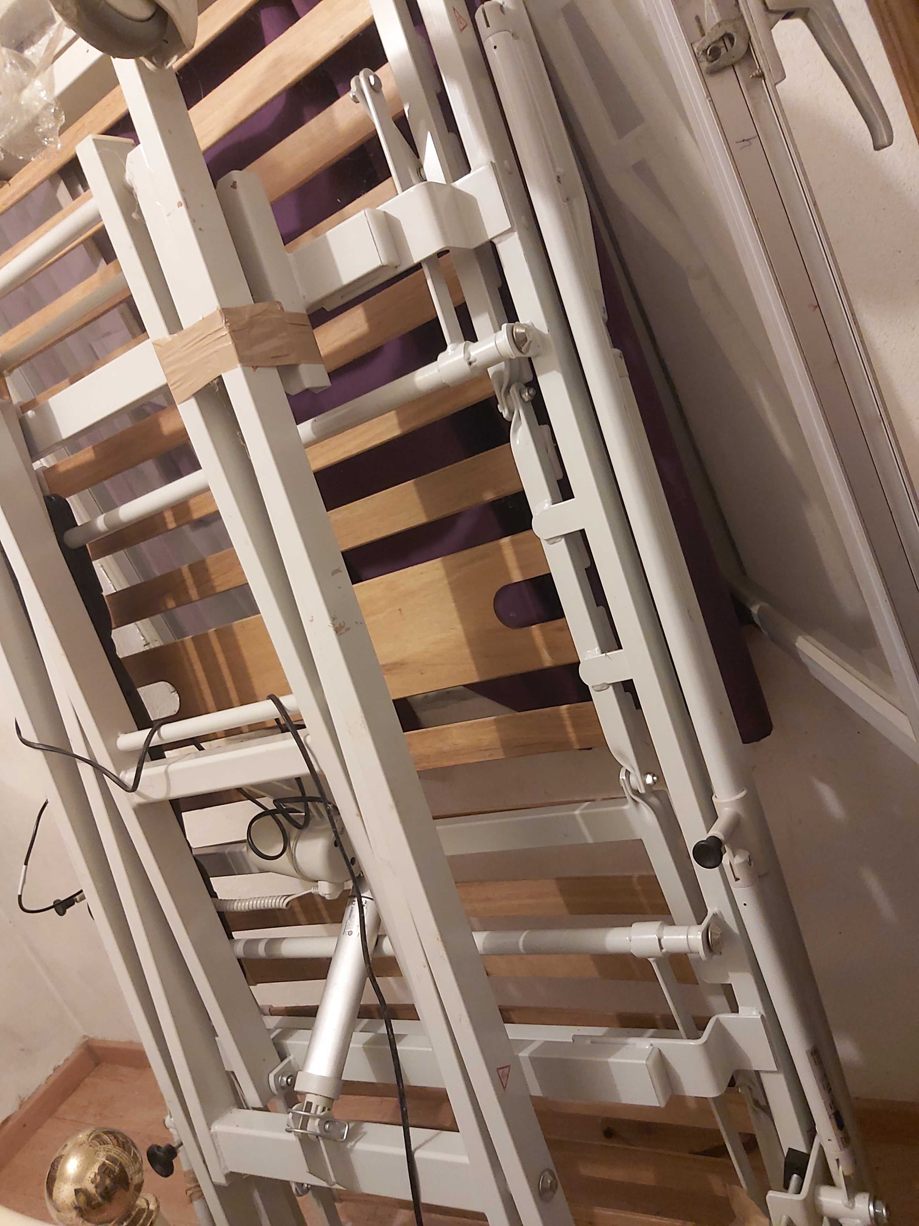 Cama articulada elétrica com grades e colchão