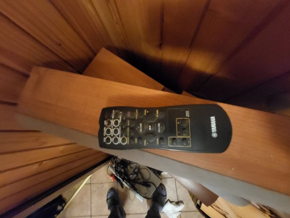 Amplituner Yamaha htr 5930 z głośnikami Sony