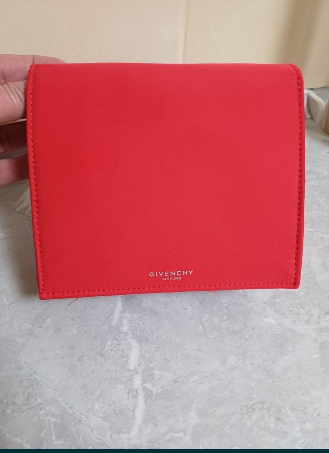 Saint Laurent Givenchy косметичка