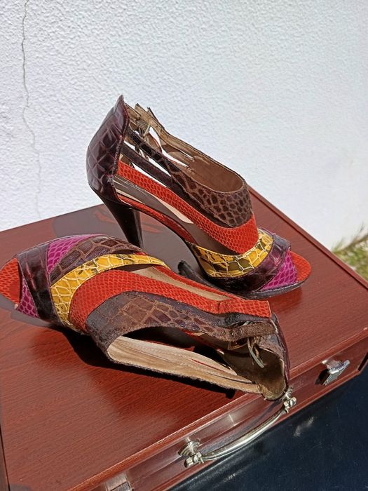 Sapatos e sandálias 37/38