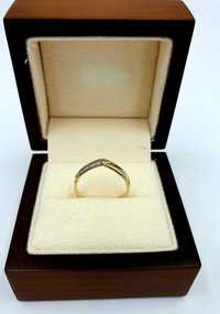 Złoty pierścionek z cyrkoniami / 585 / r.13