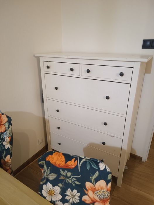 Zamienię komodę Ikea Hemnes na witrynę