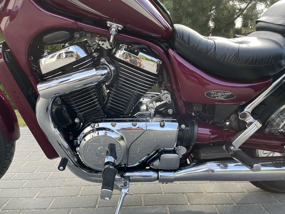 Suzuki Intruder VS 800 jak nowy tylko 16 tys kn