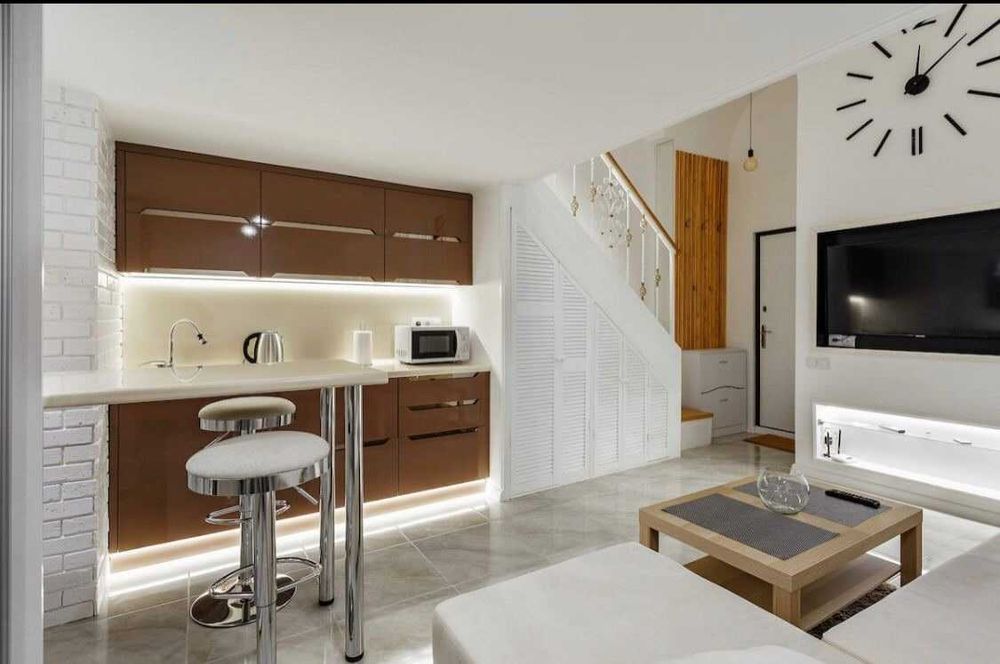 Квартира Аренда посуточно  в Центре Дерибасовская 2-х уровневая