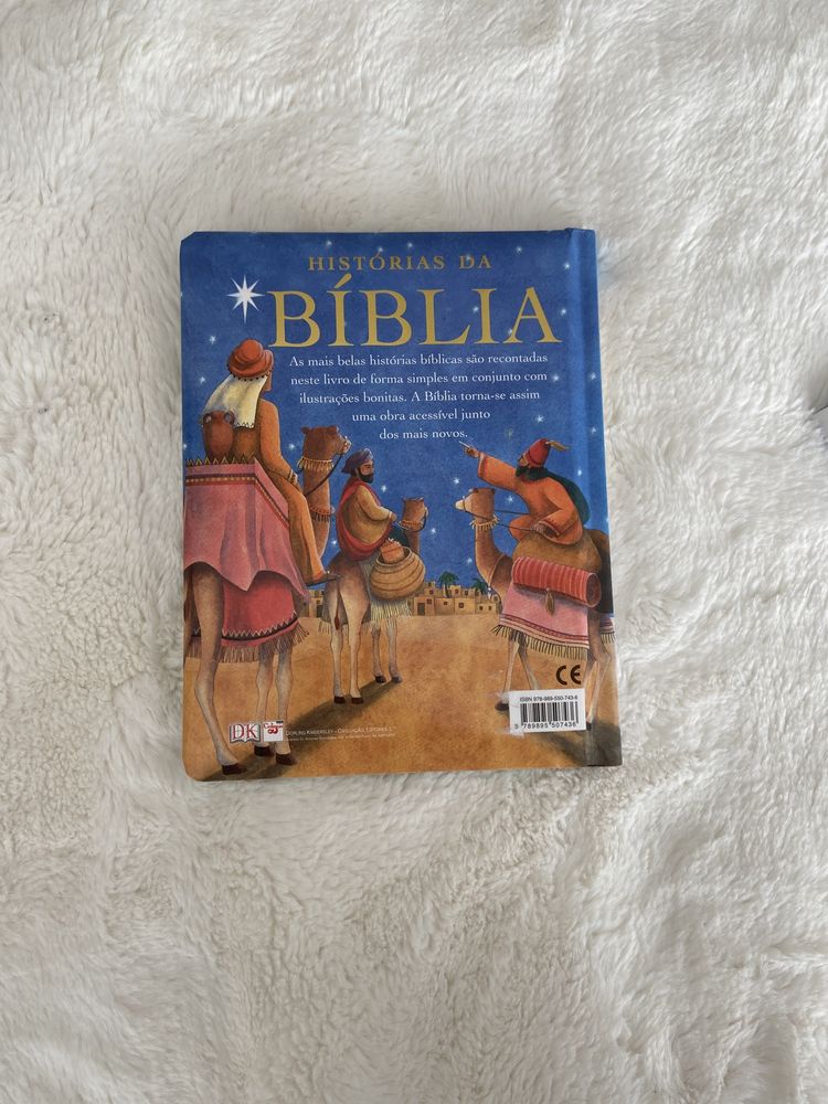 Bíblia infantil e livro sobre a páscoa