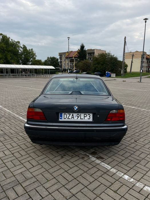 Sprzedam e38 SZWAJCARIA 735i