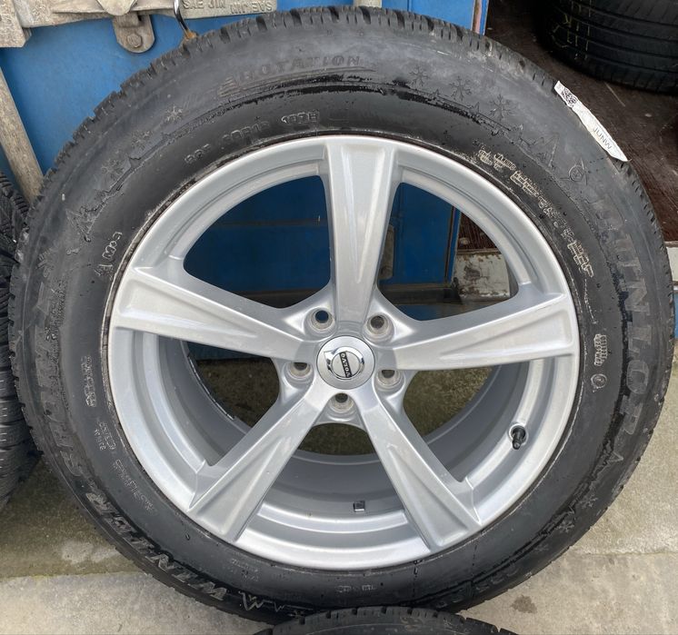 Alufelgi z oponami 235/60 R18 Volvo XC90 Felgi Opony zimowe 5x108