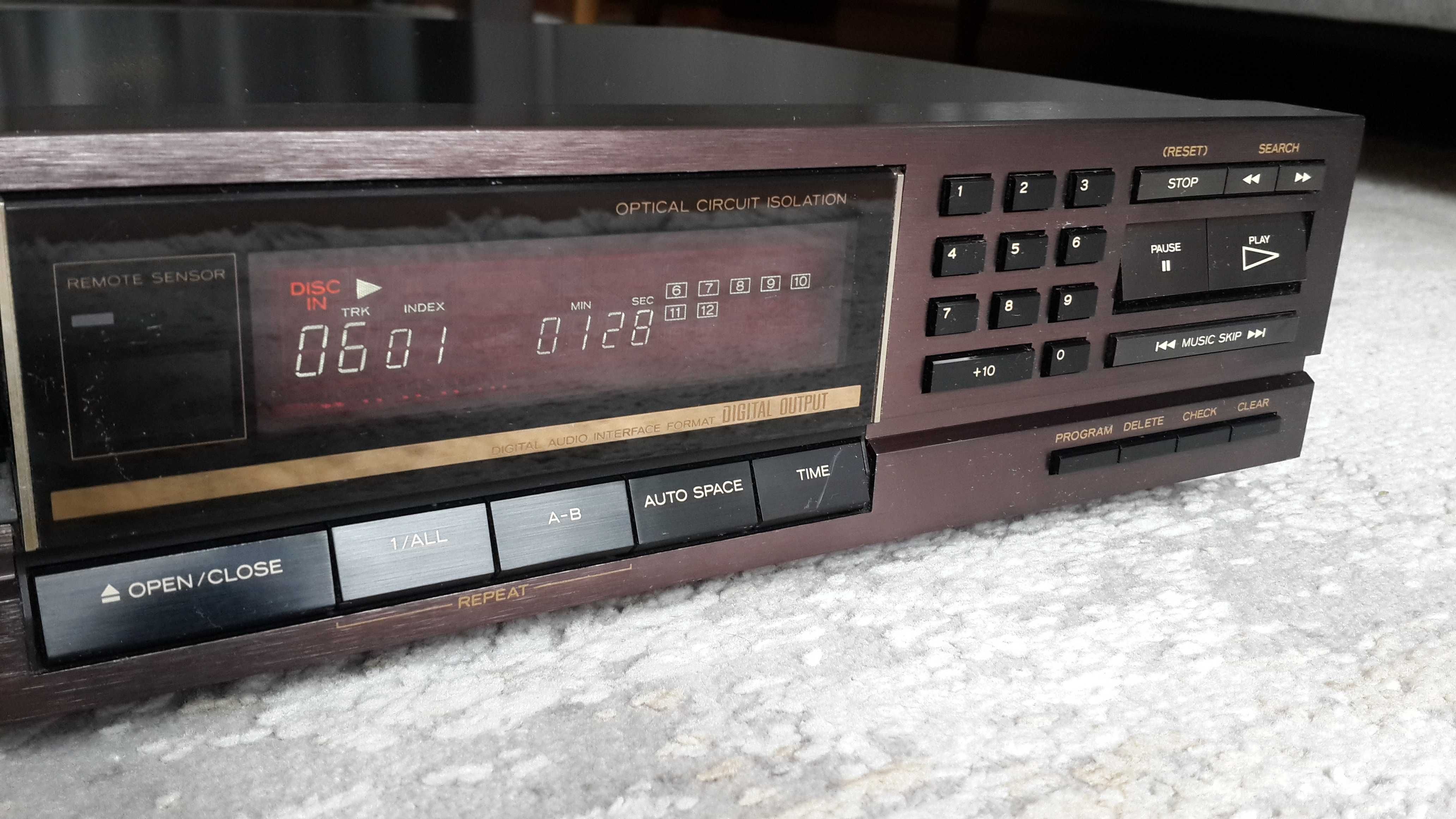 CD  Teac  ZD-880