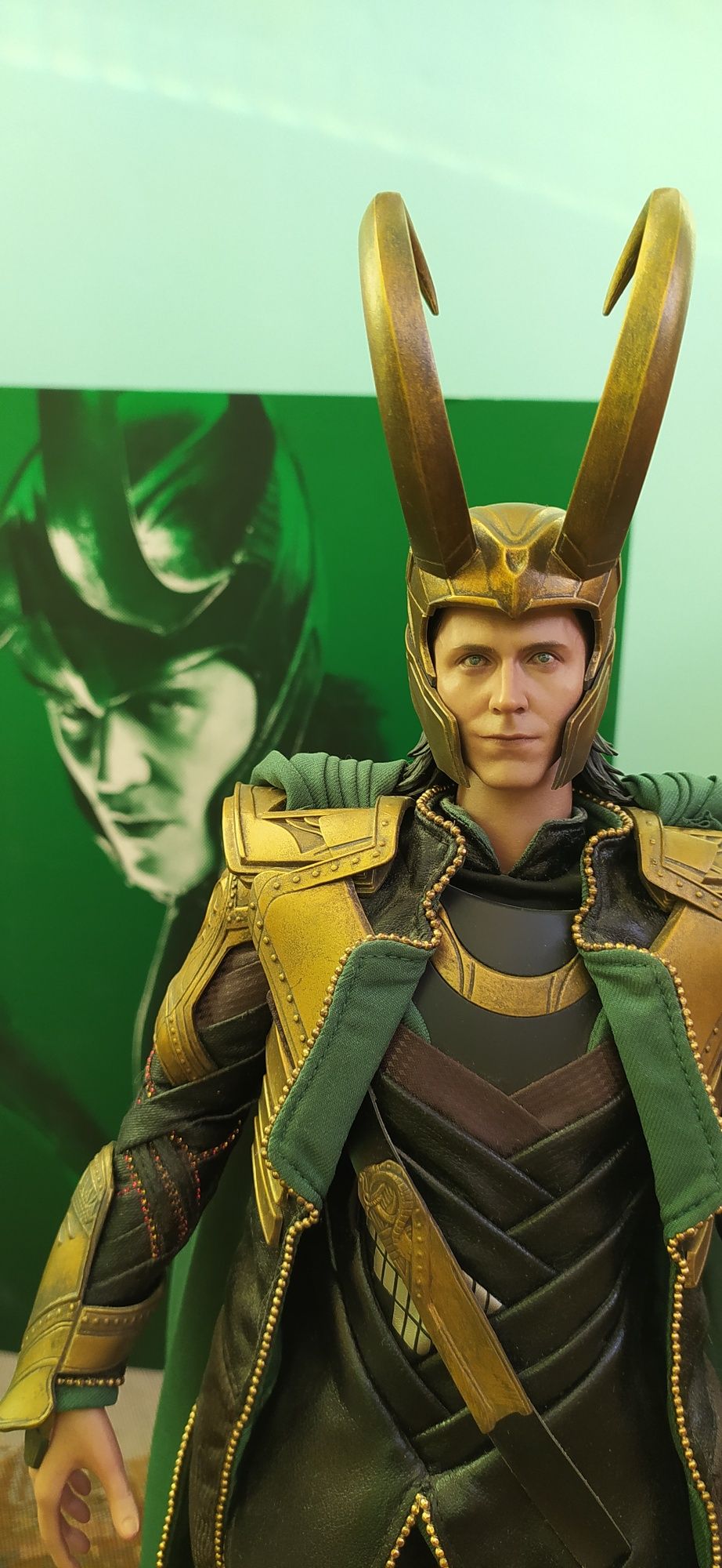 Коллекционная фигурка Loki 1/6 MMS 176