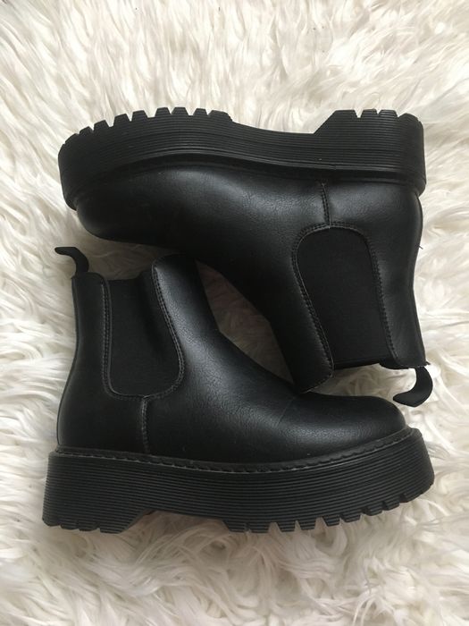 Женские ботинки челси