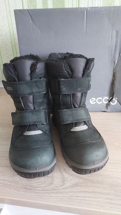 Ботинки зимние ecco biom hike 30p