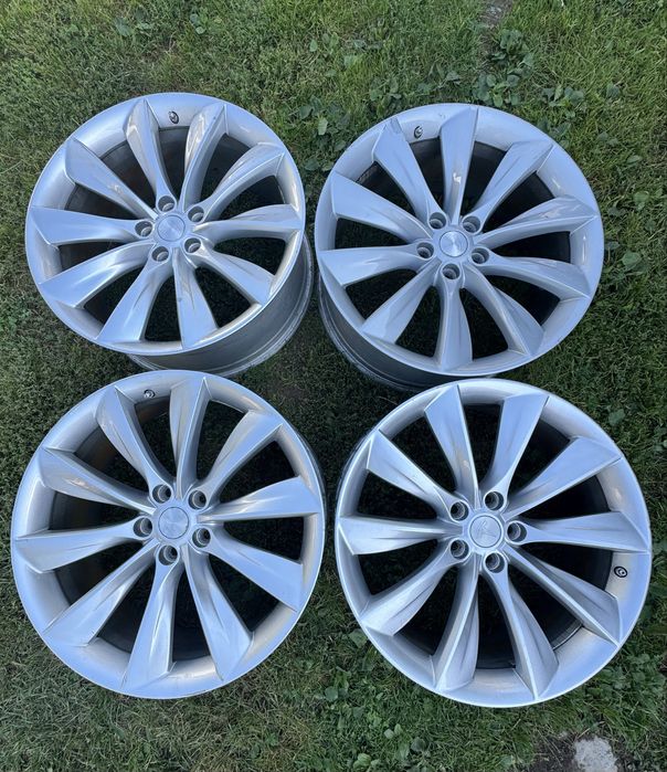 Диски r21 тесла s