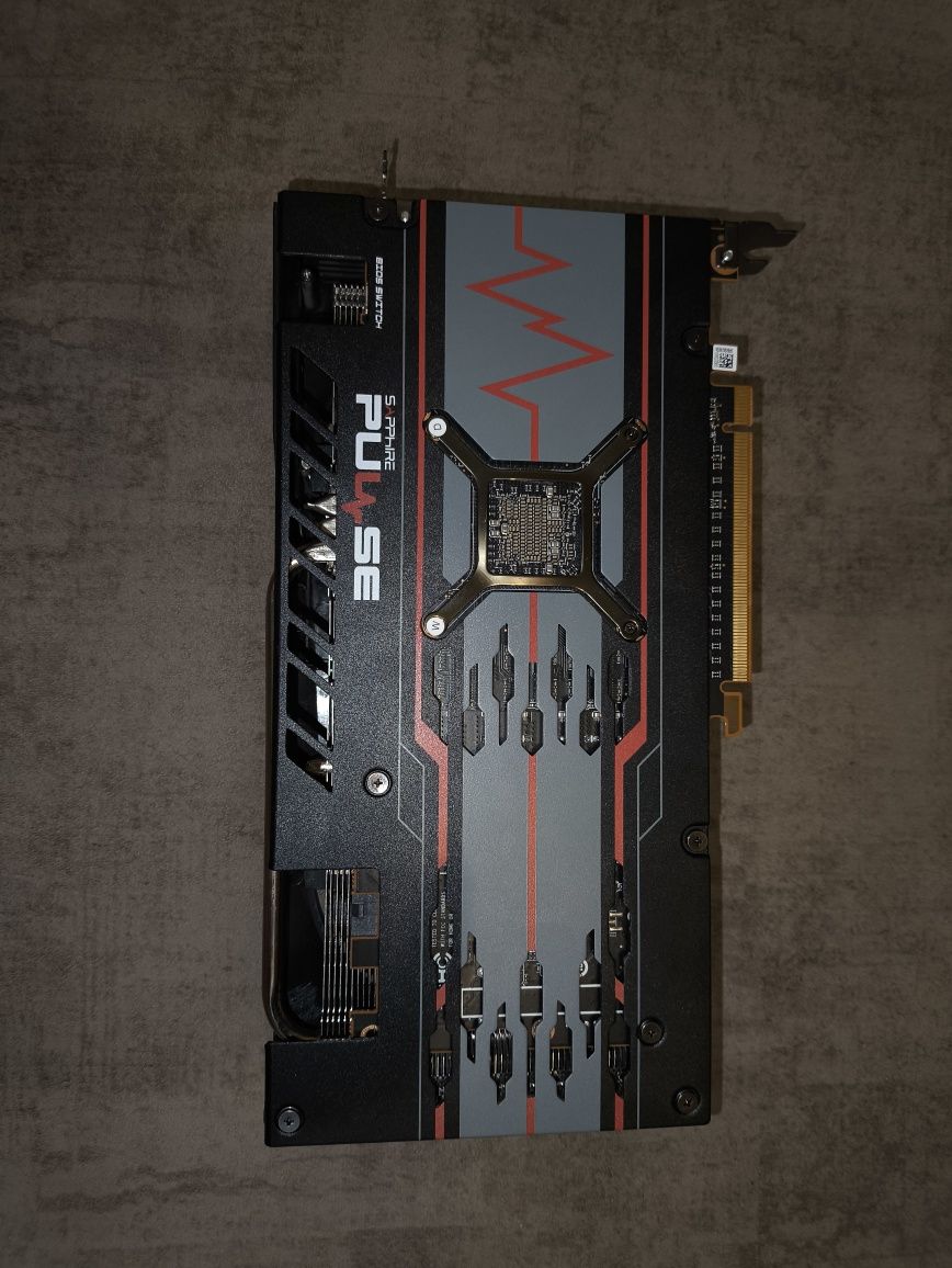 Видеокарта rx 5600 xt