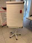 Mobilny flipchart PRO używany