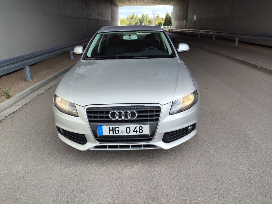 Audi A4 Avant Audi a4 b8 2.0 tdi comonreil kombi
