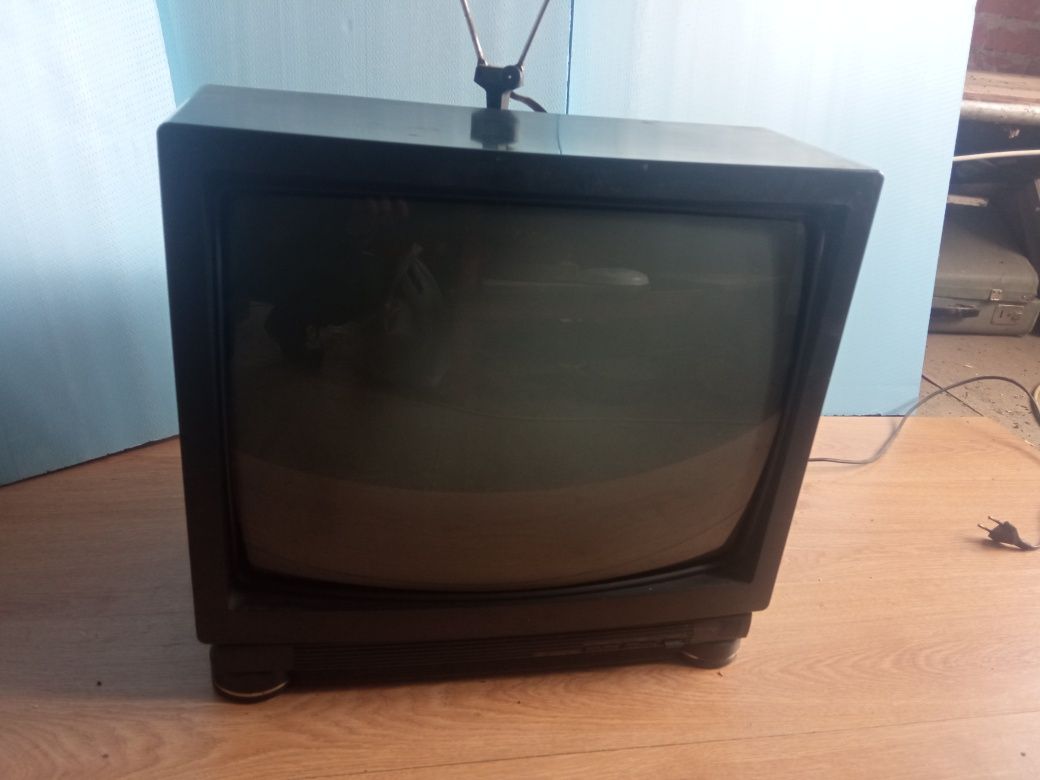 Телевізор funai TV-2000MK II