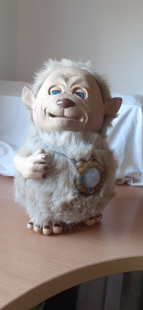 Boneco muito antigo