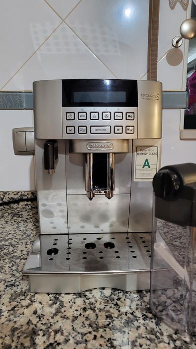 Delonghi magnifica s cappuccino