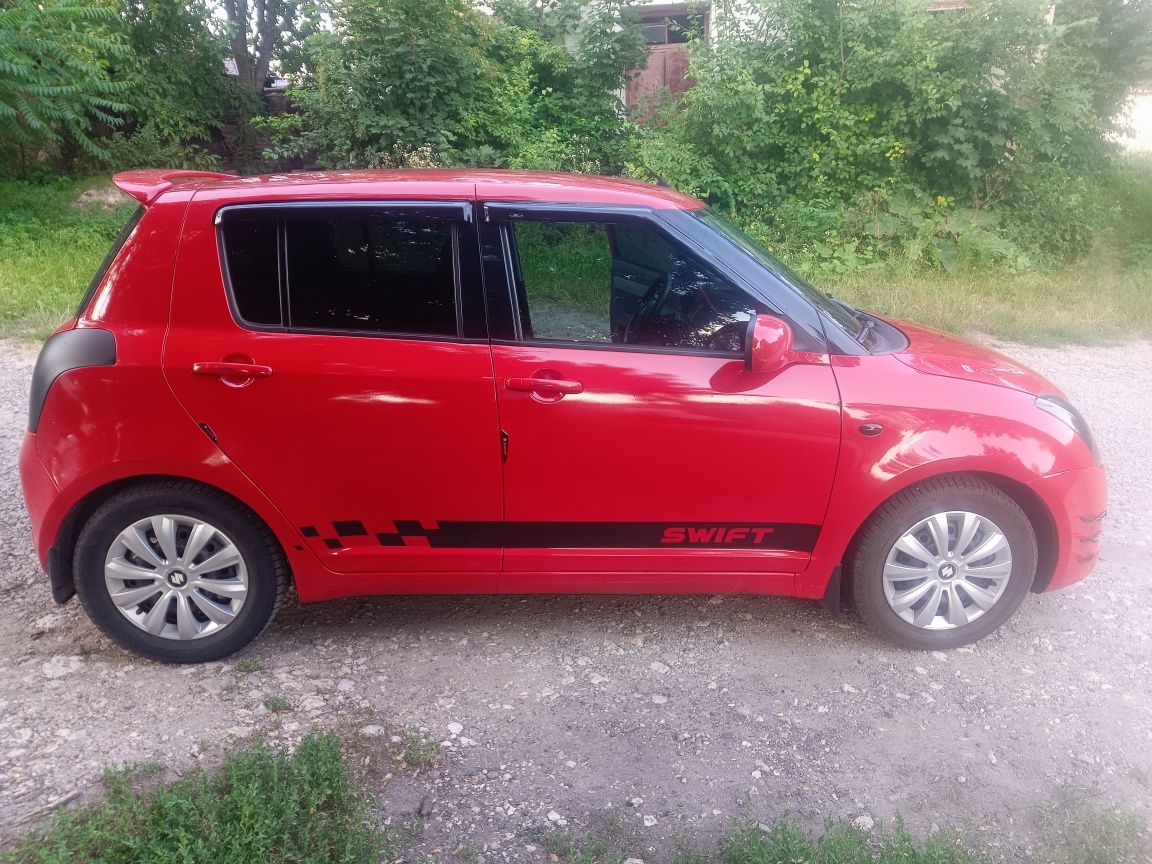 Suzuki Swift, 1.3, Робот
