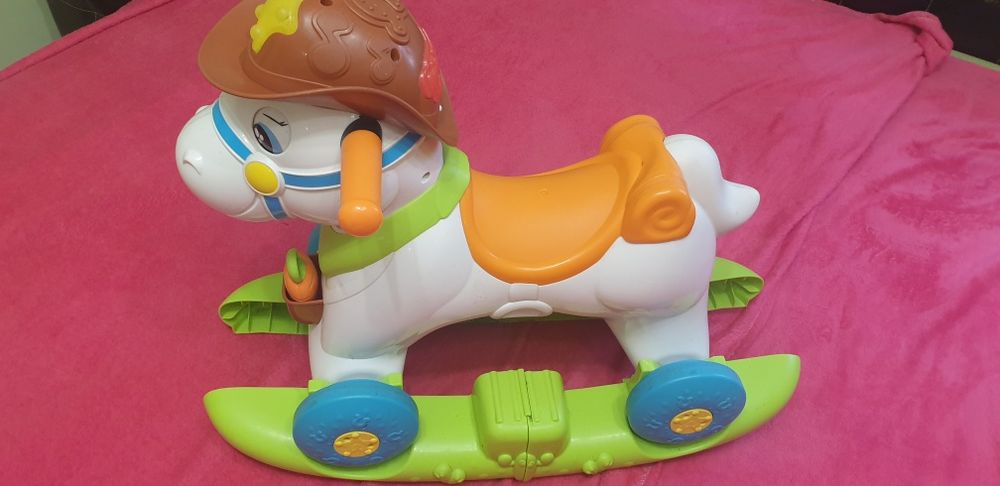 Конячка- гойдалка Chicco