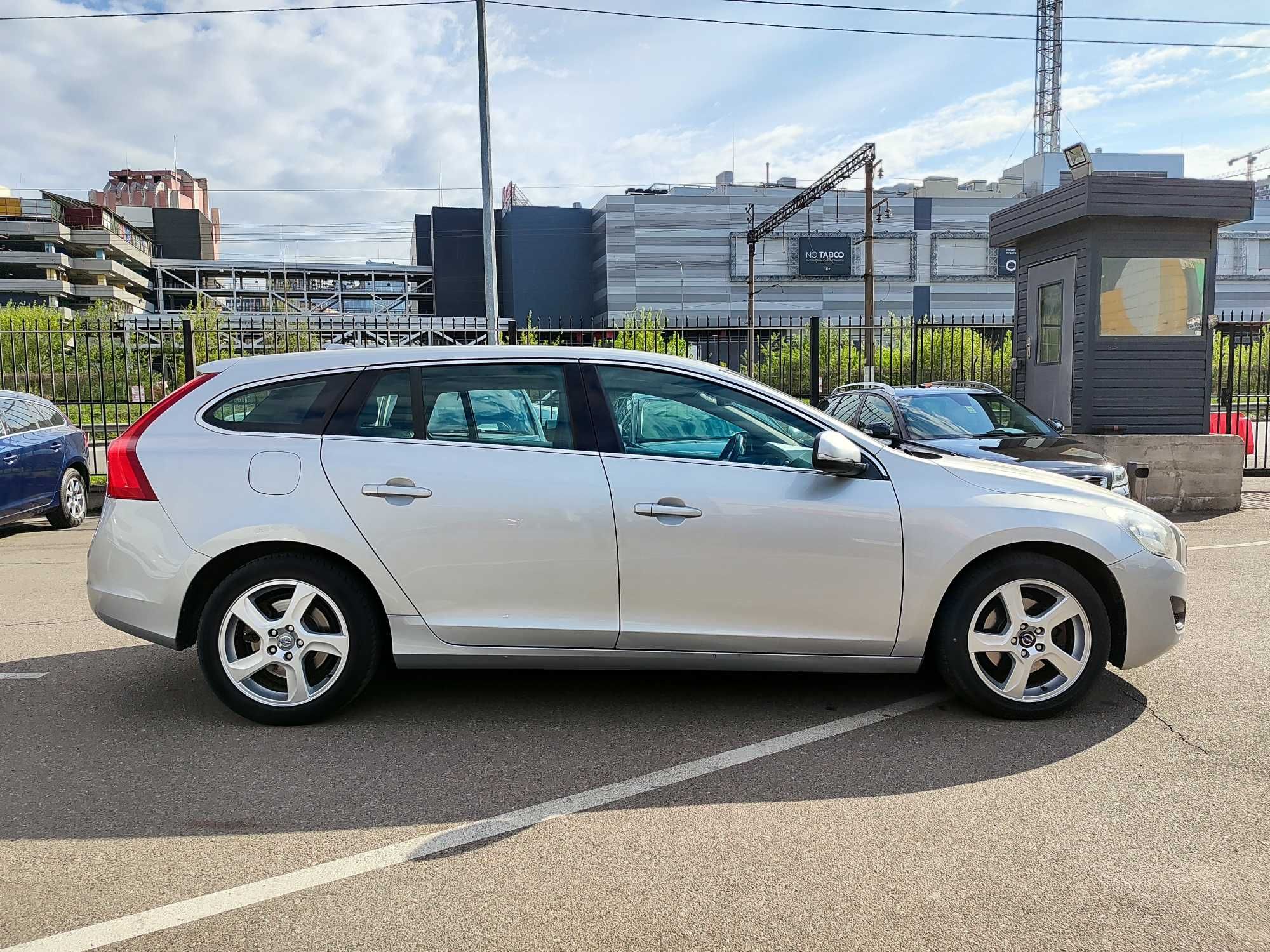 Volvo V60 шкіра ідеальний стан з Нідерландів ВІДЕО