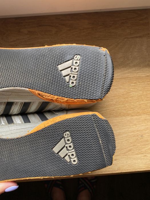 Шиповки для потрійного стрибка