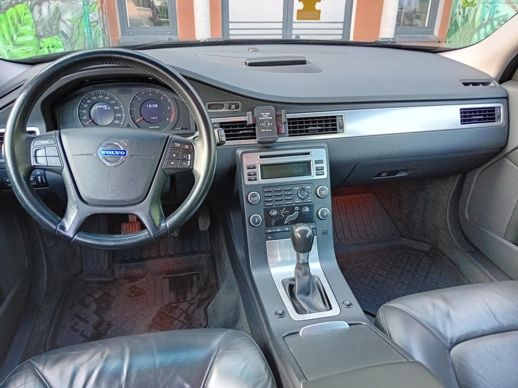 VOLVO V70 /2.0 Diesel/ Stan bdb / Serwisowany !!!