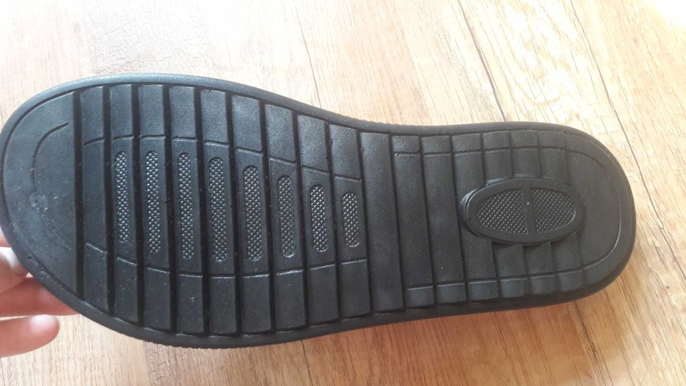 Шлёпки кожаные мужские через палец. Турция