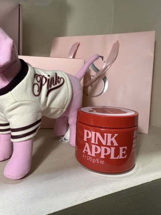 Лімітовані спреі і лосьйони Pink Victorias Secret. Вікторія сікрет