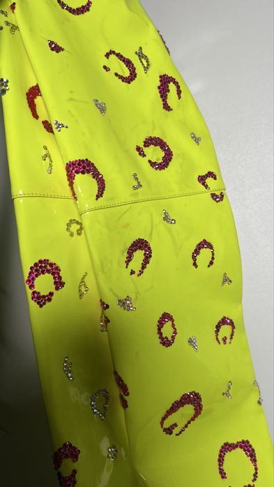 Стріпи, ботфорди