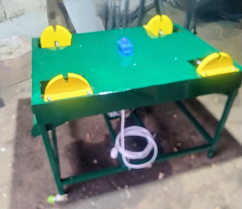 Станок для обрізки часнику